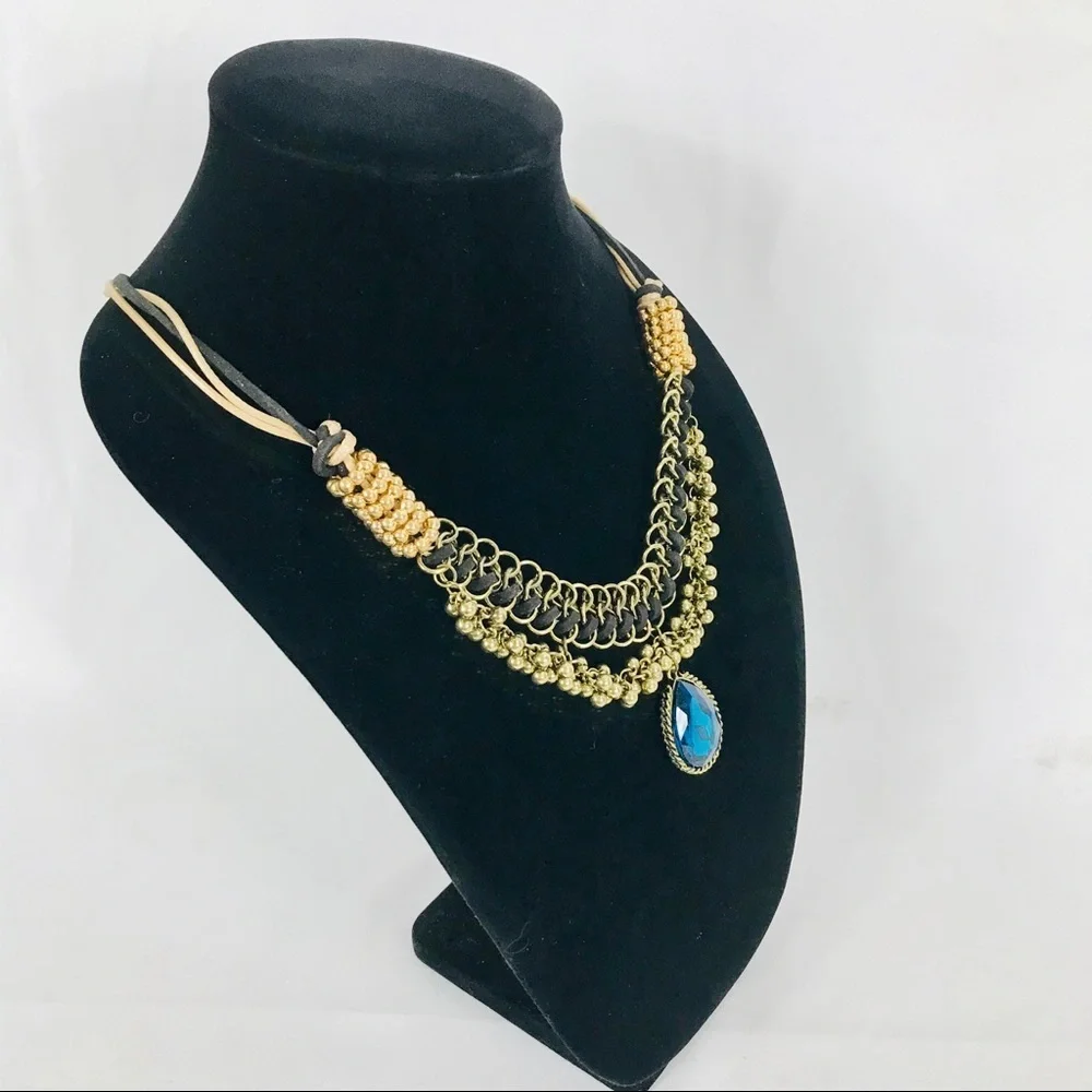 Chain statement Necklace - Picture 3 of 4